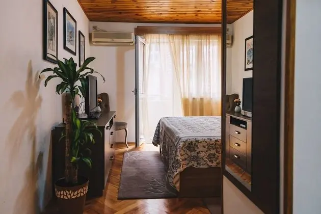 Stüdyo, 1 En Büyük (King) Boy Yatak, Teras, Bahçe Manzaralı