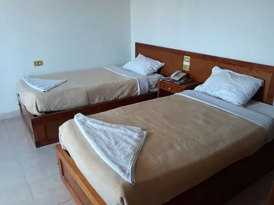 Deluxe Tek Büyük Yataklı Oda, Sigara İçilebilir, Nehir Manzaralı