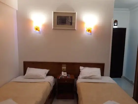 Deluxe Tek Büyük Yataklı Oda, Sigara İçilebilir, Nehir Manzaralı