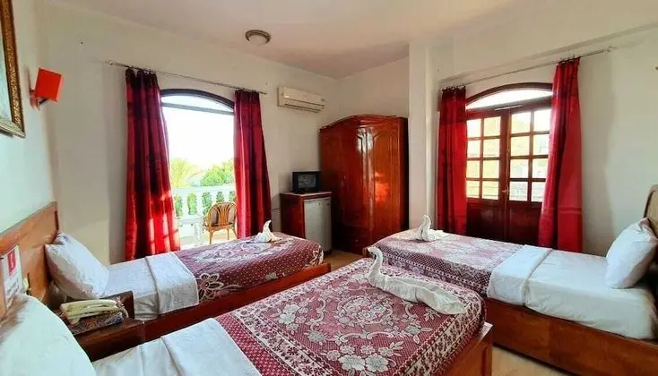 Standard Üç Kişilik Oda, 3 Tek Kişilik Yatak, Sigara İçilebilir, Nehir Manzaralı