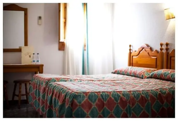 Tek Büyük veya İki Ayrı Yataklı Oda