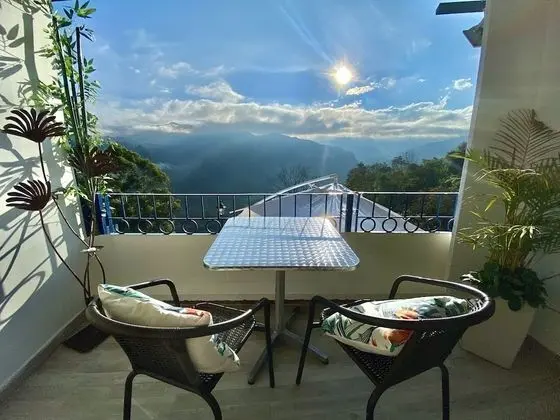 Superior Tek Büyük Yataklı Oda, Jakuzi, Dağ Manzaralı