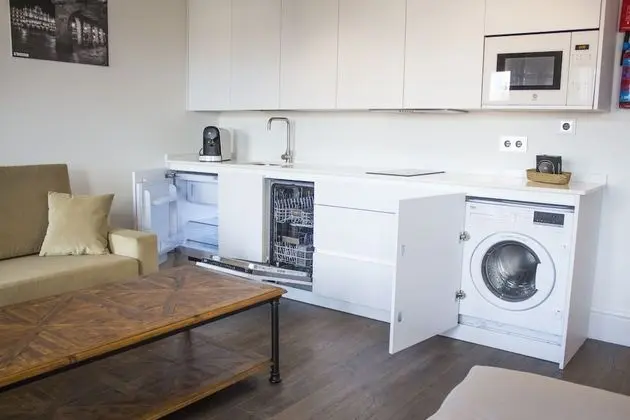 Stüdyo, Banyolu/Duşlu, Şehir Manzaralı (Estudio Ático)