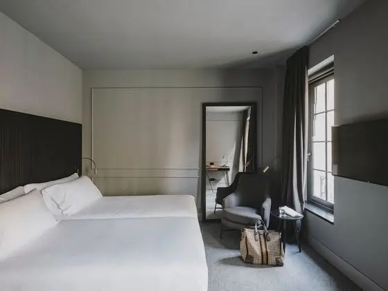 Superior Tek Büyük Yataklı Oda