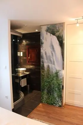 Apart Daire, 2 Yatak Odası, Teras, Bahçe Manzaralı