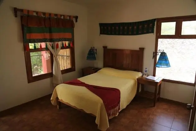 Traditional Tek Büyük Yataklı Oda, 1 Çift Kişilik Yatak, Bahçeli