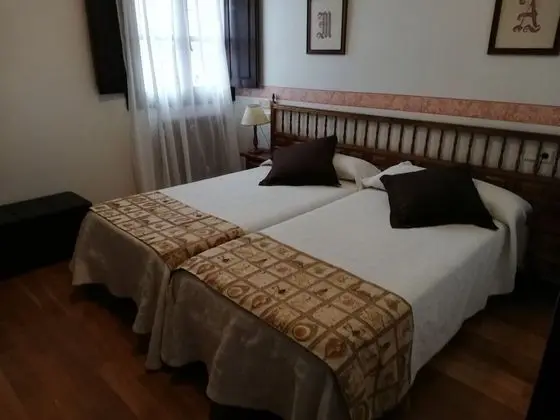 İki Ayrı Yataklı Oda, 2 Yatak Odası