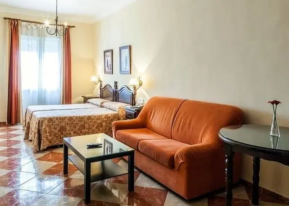 Tek Büyük Yataklı Oda (Balcony or Patio)