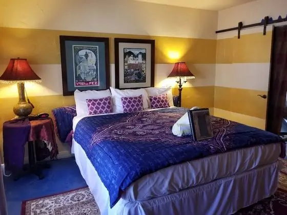 Basic King Room, Accessible