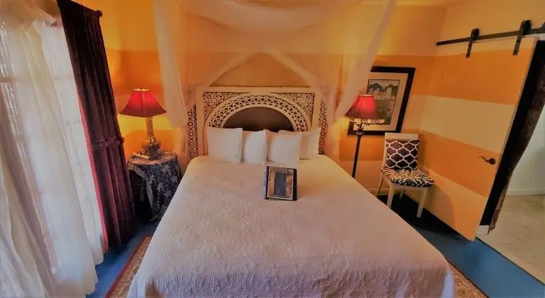 Basic King Room, Accessible