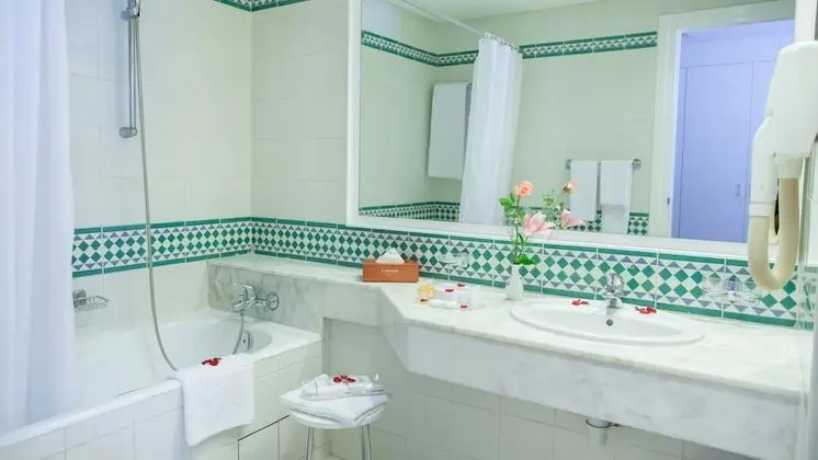 Standard Üç Kişilik Oda
