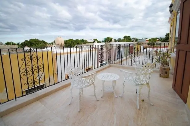 Traditional Tek Büyük Yataklı Oda, Birden Çok Yatak, Balkon