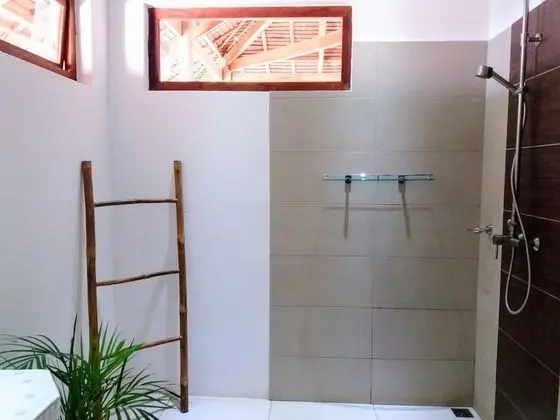 Deluxe Villa, Bahçeli