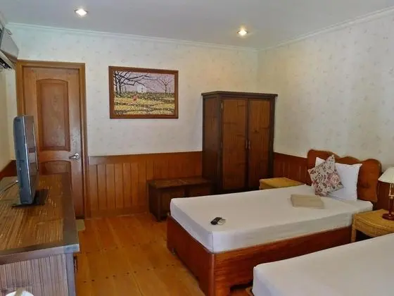 Deluxe Oda, Havuz Kenarı