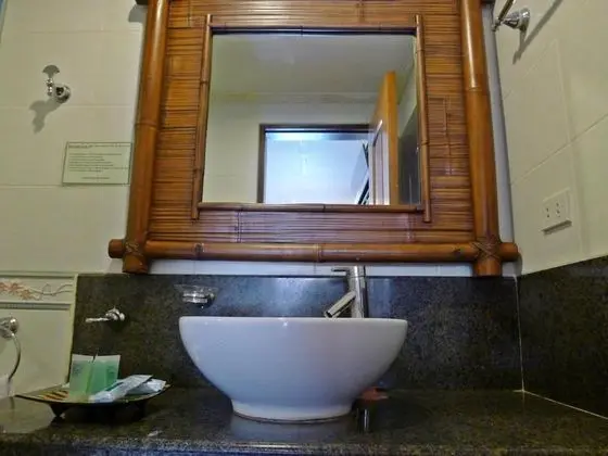 Deluxe Oda, Havuz Kenarı