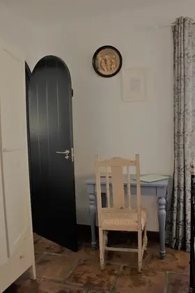 Basic Tek Büyük Yataklı Oda, 1 Büyük (Queen) Boy Yatak (Limón)