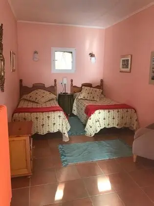 Tek Büyük Yataklı Oda, 2 Tek Kişilik Yatak