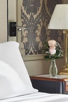 Classic Tek Büyük Yataklı Oda