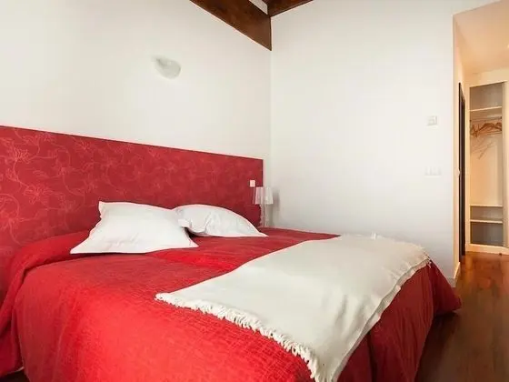 Tek Büyük veya İki Ayrı Yataklı Oda, Banyolu/Duşlu, Dağ Manzaralı