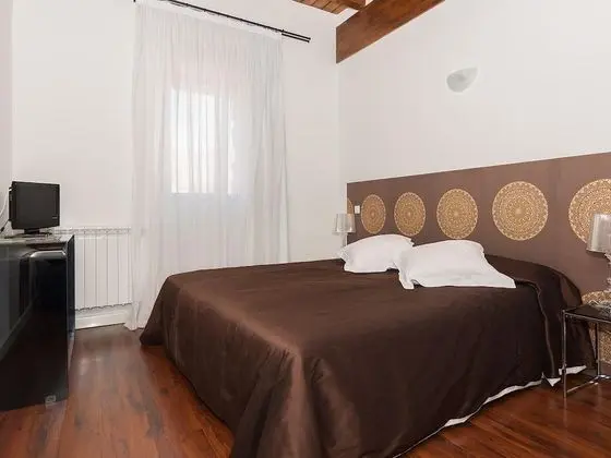 Tek Büyük veya İki Ayrı Yataklı Oda, Banyolu/Duşlu, Dağ Manzaralı