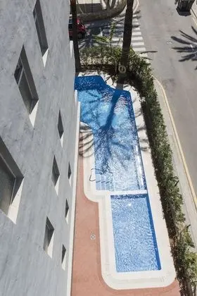 Tek Büyük Yataklı Oda (Doble + Cama supletoria)