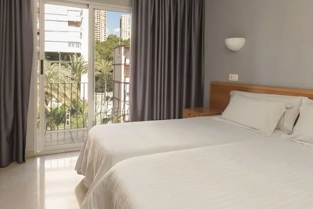Tek Büyük Yataklı Oda (Doble + Cama supletoria)