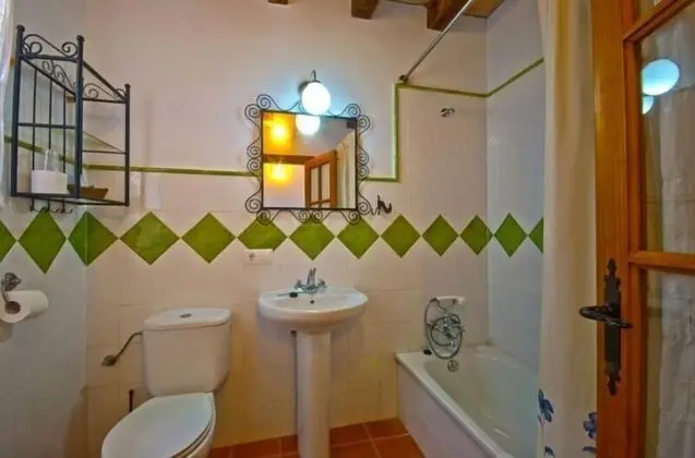 Üç Kişilik Oda, Teras