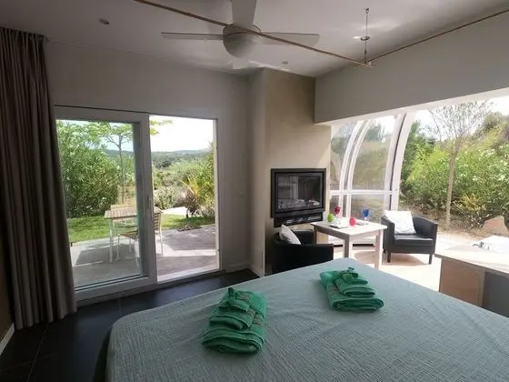 Süit, Sıcak Su Havuzu, Bahçe Manzaralı