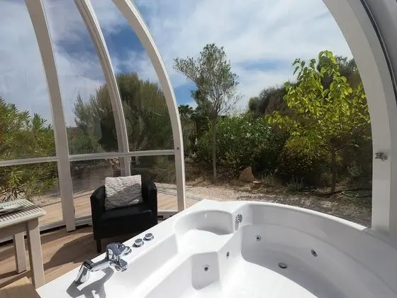 Süit, Sıcak Su Havuzu, Bahçe Manzaralı