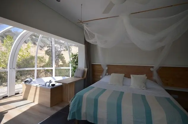 Süit, Sıcak Su Havuzu, Bahçe Manzaralı