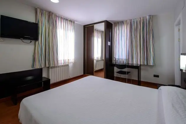 Tek Büyük veya İki Ayrı Yataklı Oda