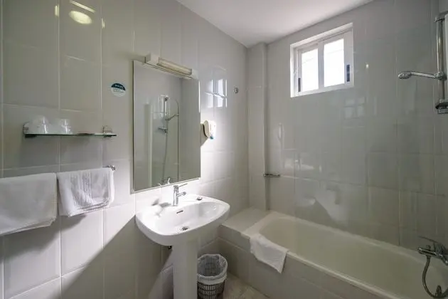 Tek Büyük veya İki Ayrı Yataklı Oda