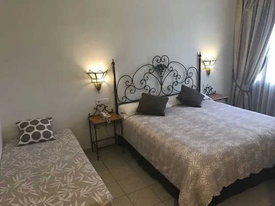 Tek Büyük Yataklı Oda