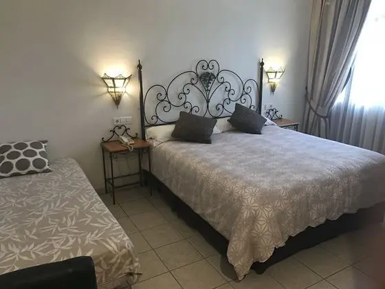 Tek Büyük Yataklı Oda