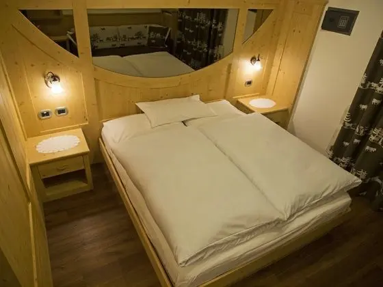 Tek Büyük veya İki Ayrı Yataklı Oda