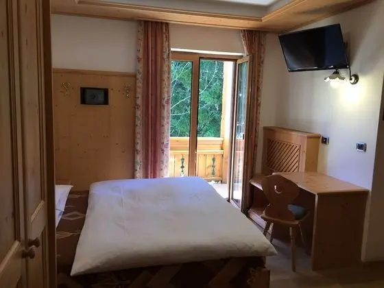 Tek Büyük veya İki Ayrı Yataklı Oda