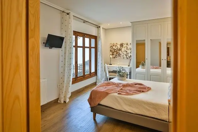 Superior Tek Büyük Yataklı Oda, 1 Büyük (Queen) Boy Yatak, Avlu Manzaralı