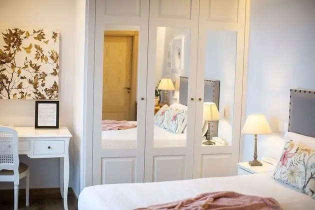 Superior Tek Büyük Yataklı Oda, 1 Büyük (Queen) Boy Yatak, Avlu Manzaralı