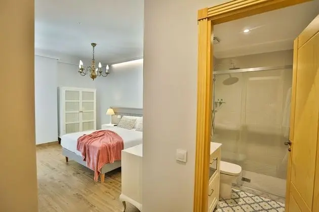 Superior Tek Büyük Yataklı Oda, 1 Büyük (Queen) Boy Yatak, Avlu Manzaralı