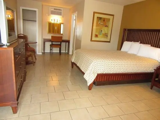 Standard Oda, 1 Büyük (Queen) Boy Yatak, Sigara İçilebilir