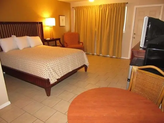 Standard Oda, 1 Büyük (Queen) Boy Yatak, Sigara İçilebilir