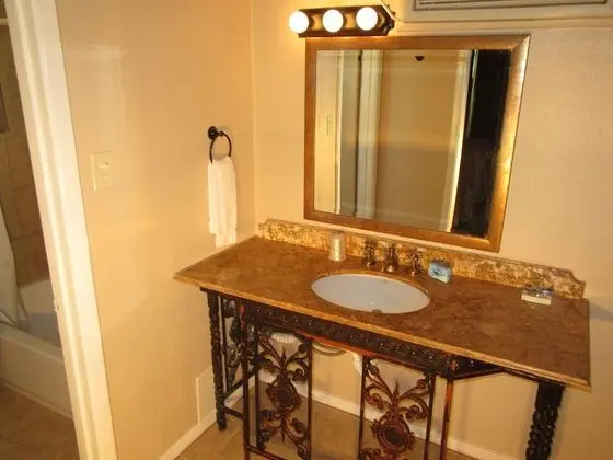 Standard Oda, 2 Büyük (Queen) Boy Yatak, Sigara İçilmez