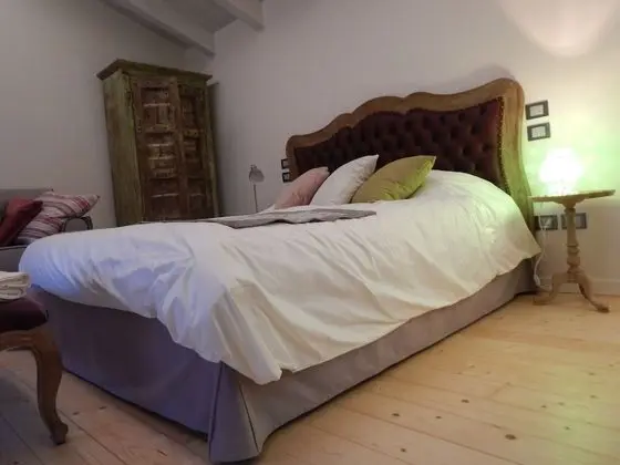 Deluxe Tek Büyük Yataklı Oda, Balkon, Bahçe Manzaralı (Grignano)