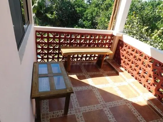 Tek Büyük Yataklı Oda, Havuz Manzaralı