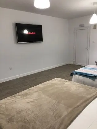 Family Tek Büyük Yataklı Oda