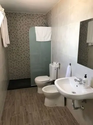 Family Tek Büyük Yataklı Oda