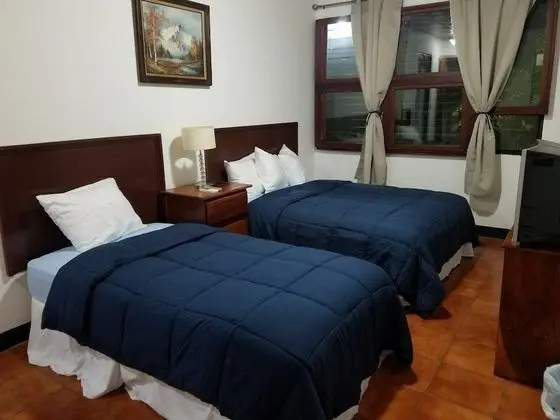 Üç Kişilik Oda