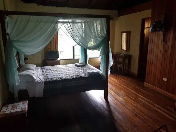 Standard Oda, 1 Büyük (Queen) Boy Yatak