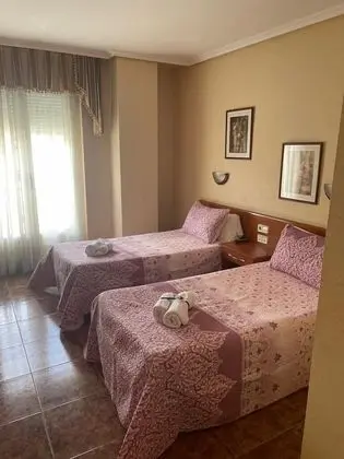 Comfort Tek Büyük veya İki Ayrı Yataklı Oda