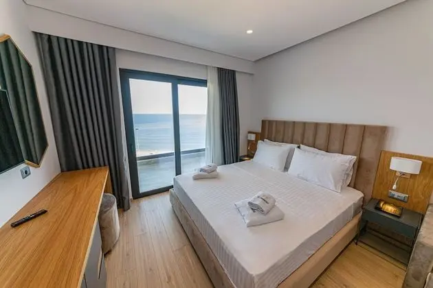 Deluxe Üç Kişilik Oda